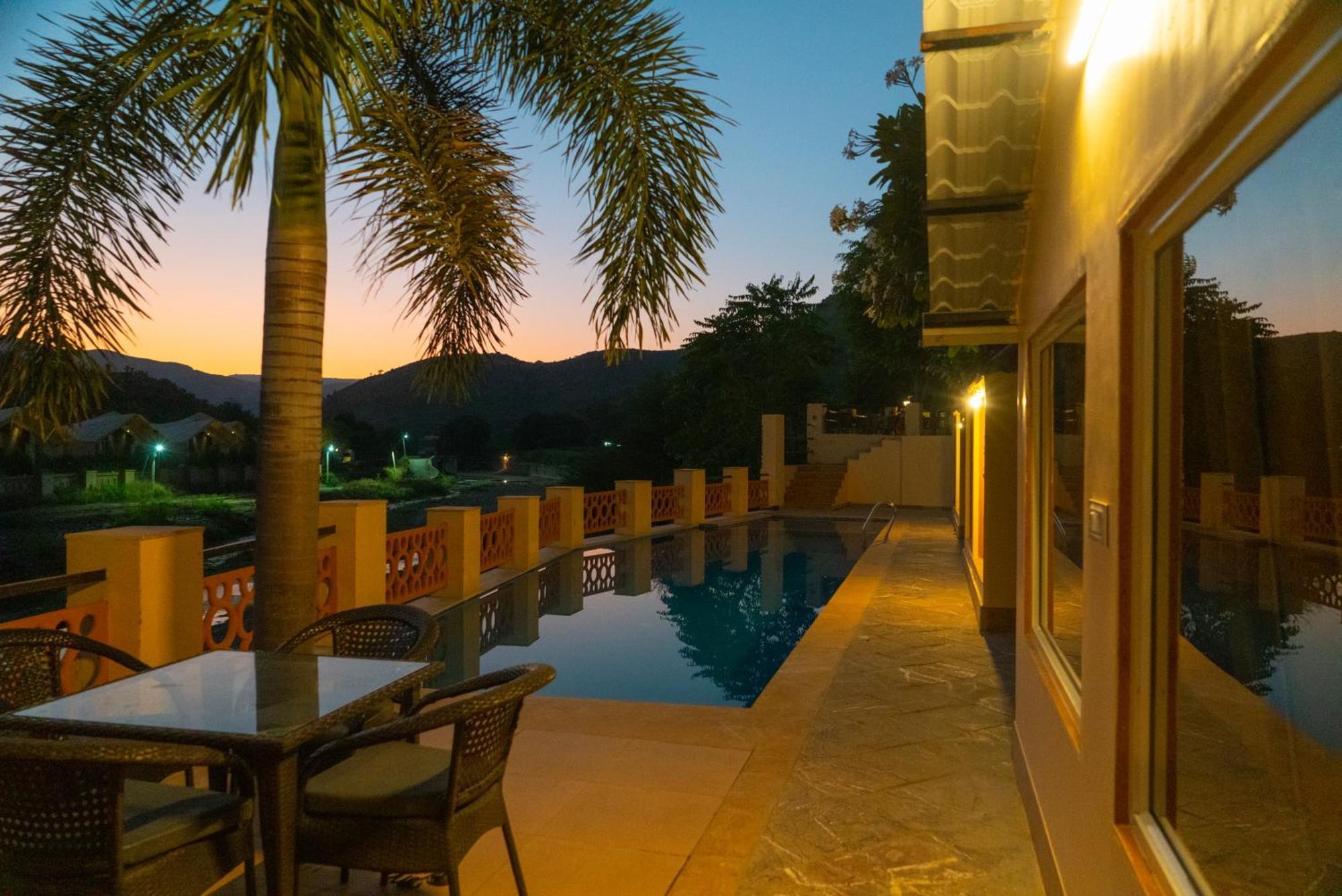 Udai Nature Valley Resort By An Hotels-A Peacefull River Retreat Udaipur Bagian luar foto