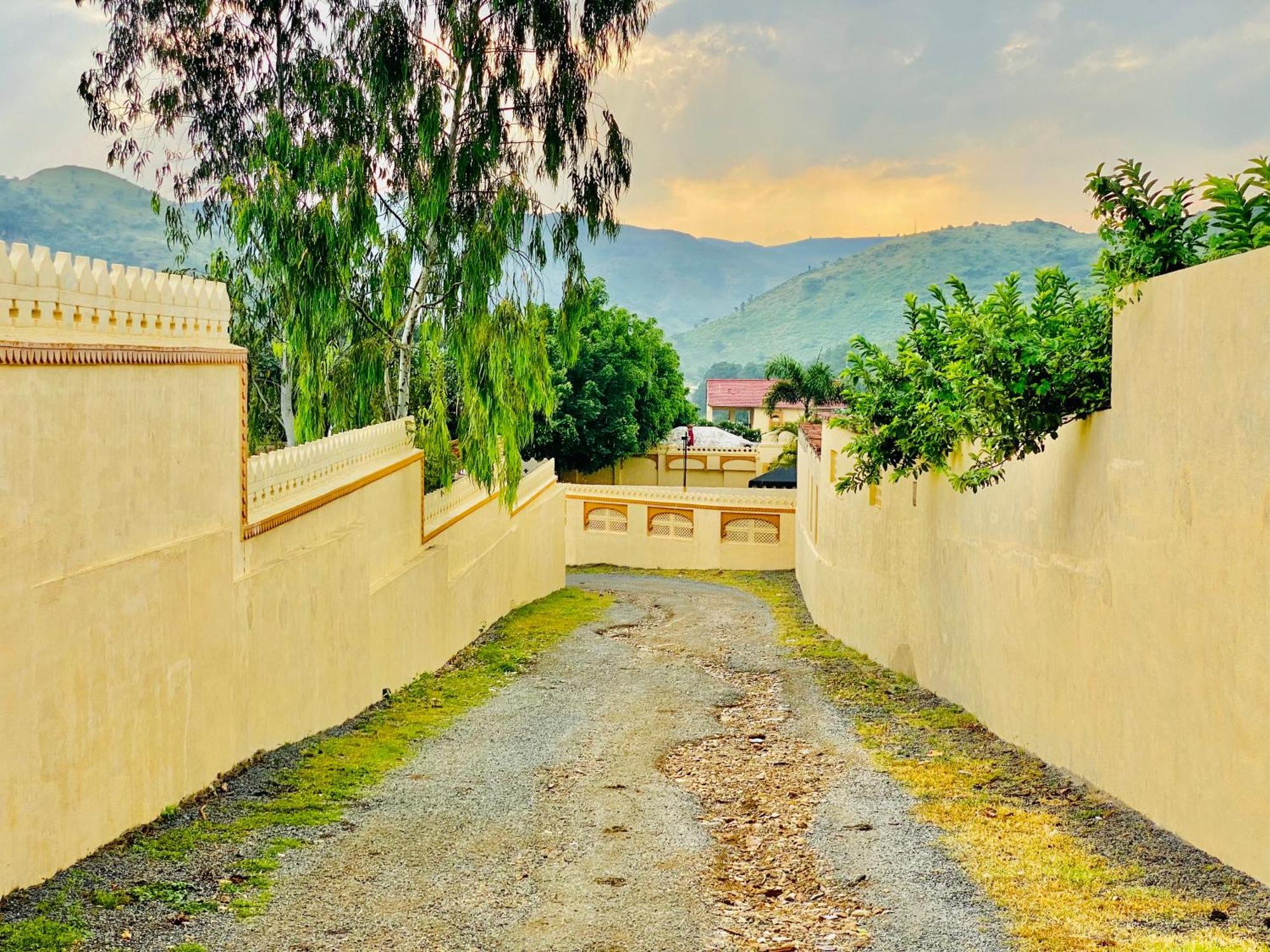 Udai Nature Valley Resort By An Hotels-A Peacefull River Retreat Udaipur Bagian luar foto