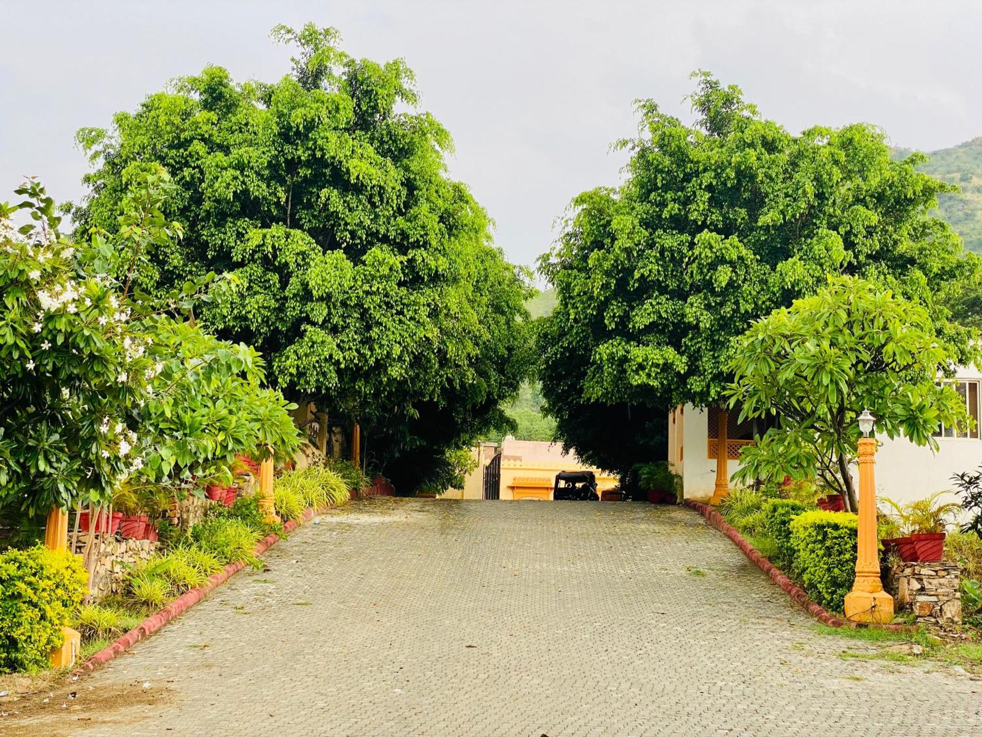 Udai Nature Valley Resort By An Hotels-A Peacefull River Retreat Udaipur Bagian luar foto